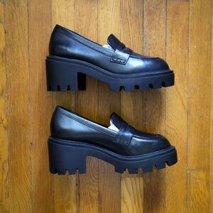 Schutz Black Viola Tractor Loafers Size: 7B - Brand New